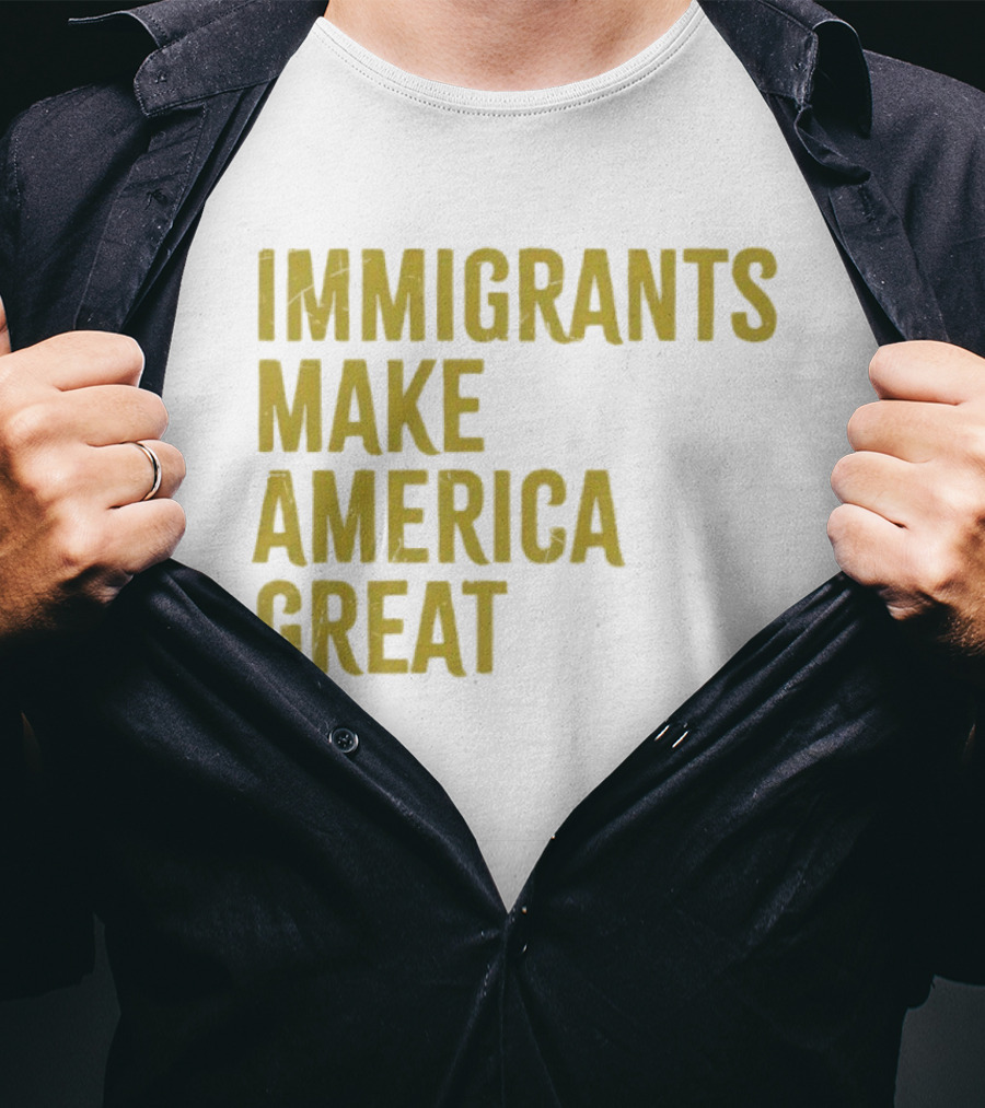 Immigrants Make America Great Yellow T-Shirt