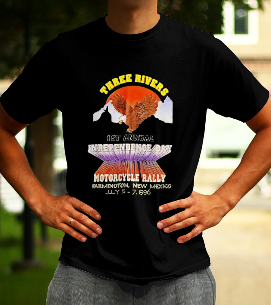 Three Rivers Independence Day Motorcycle Rally Bald Eagle Sunset T-Shirt