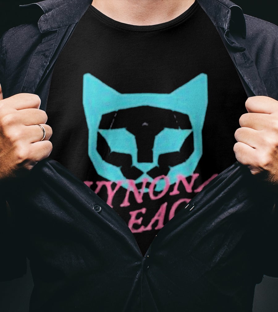 Wynona Bleach Blue Cat Face Pink T-Shirt