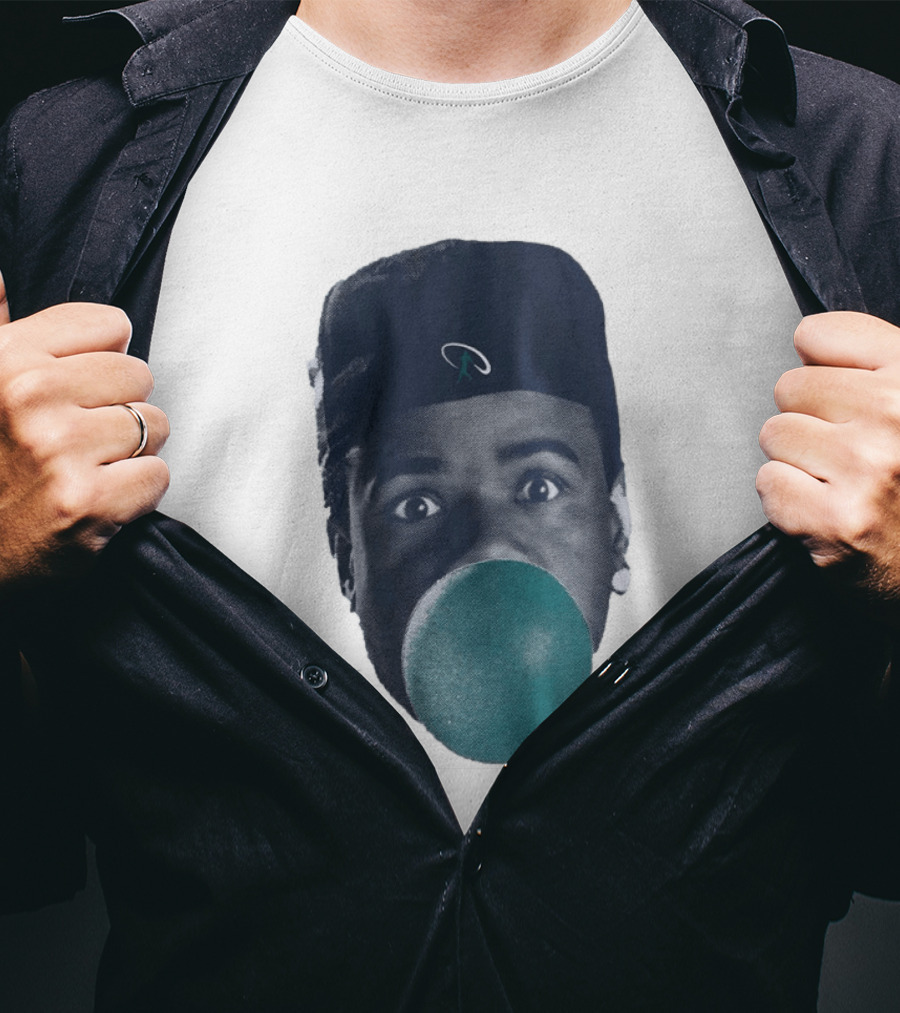 Ken Griffey Jr The Kid Seattle Mariners Hat Bubblegum T-Shirt
