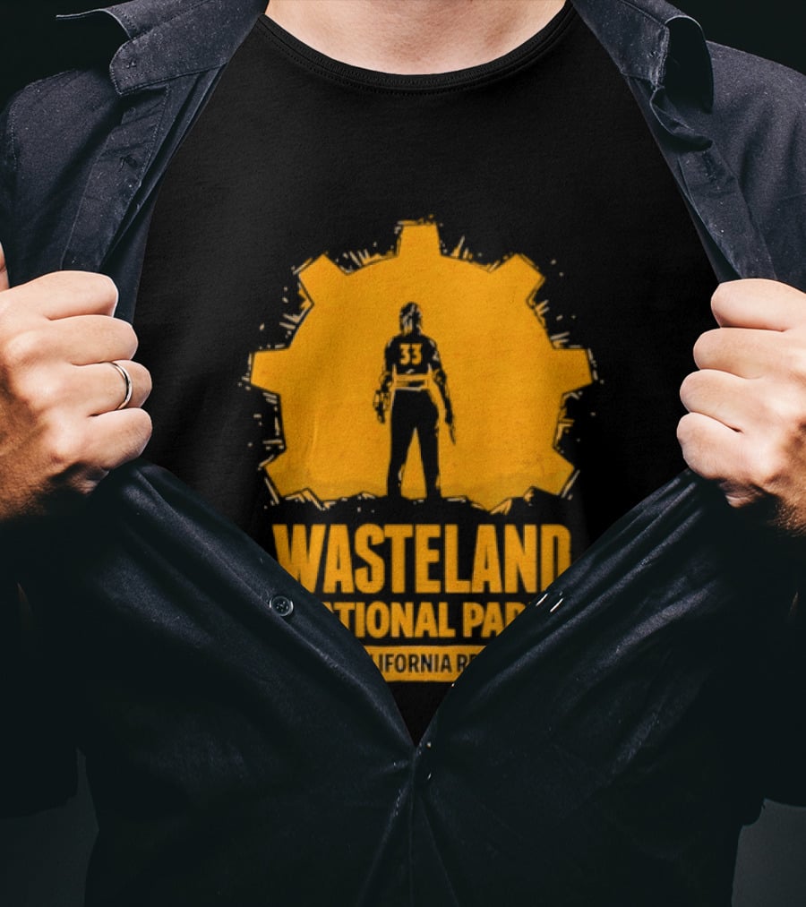 Player 33 Wasteland National Park New California Republic T-Shirt