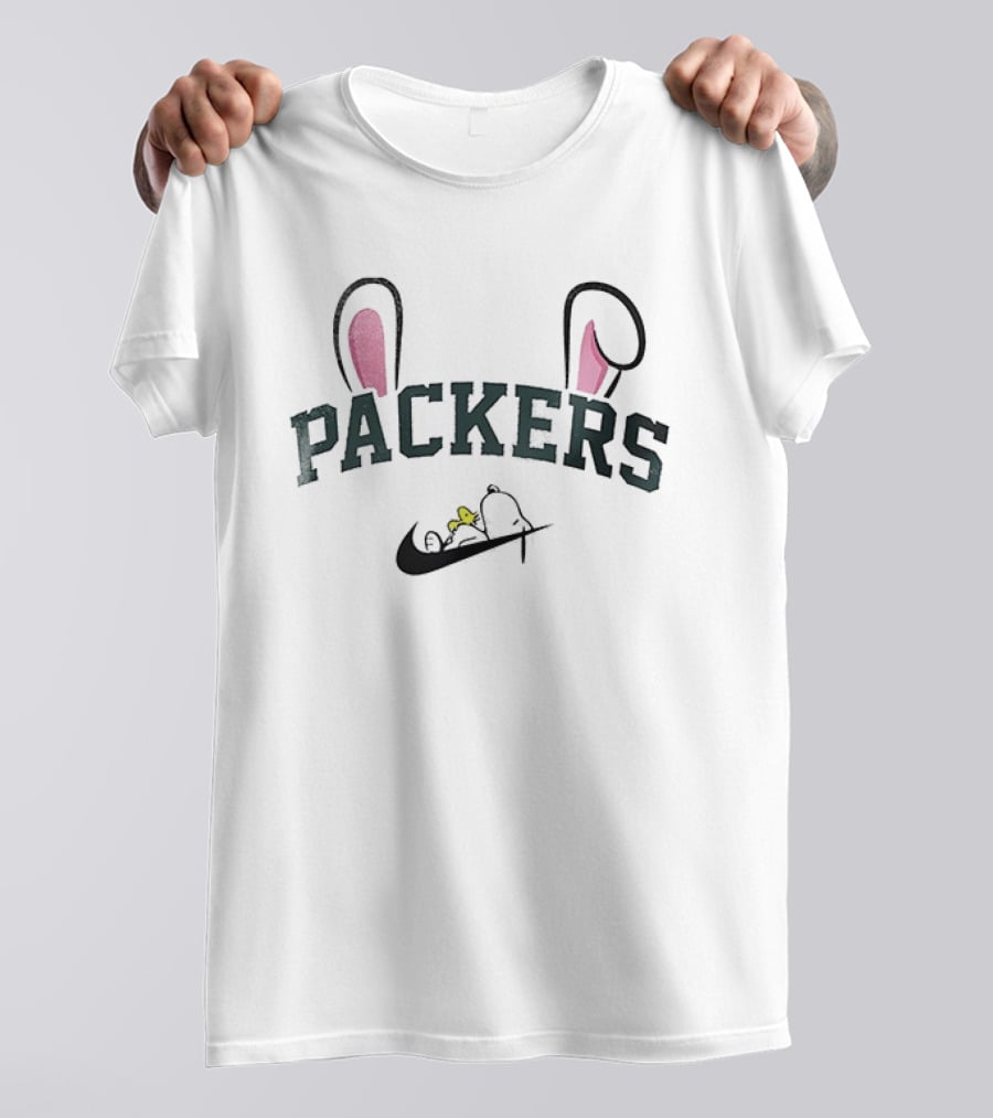Green Bay Packers Peanuts Snoopy Woodstock Easter Bunny Ears T-Shirt