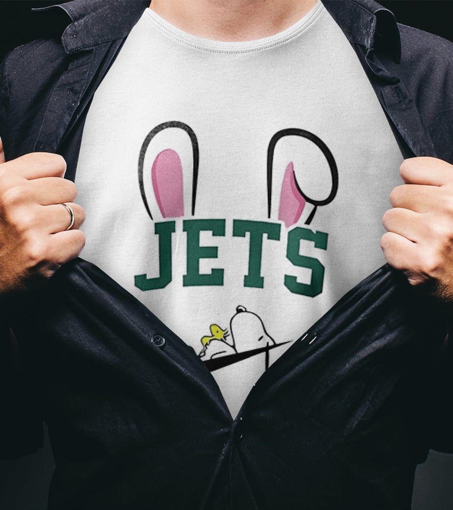 New York Jets Snoopy Peanuts Easter Bunny Ears T-Shirt
