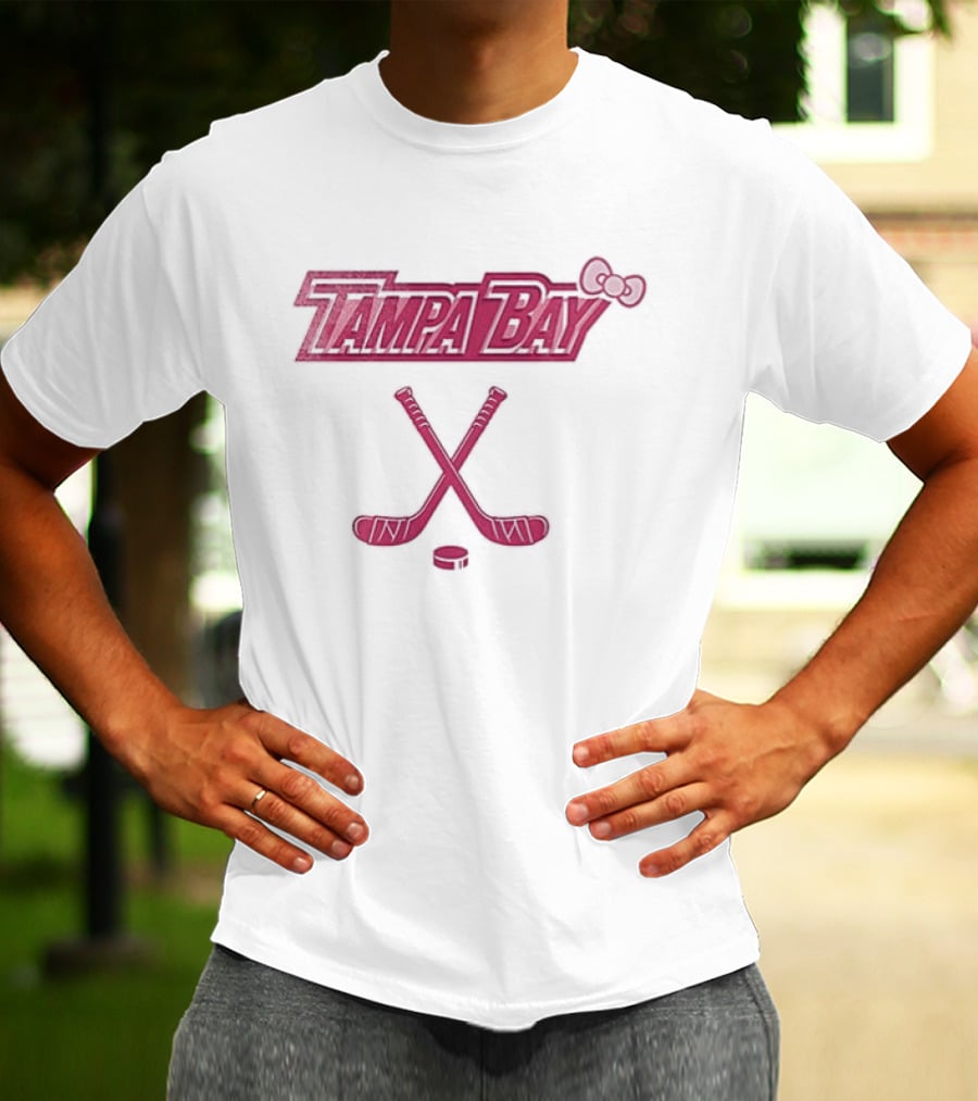 Tampa Bay Lightning Hello Kitty Crossed Hockey Sticks Bow T-Shirt