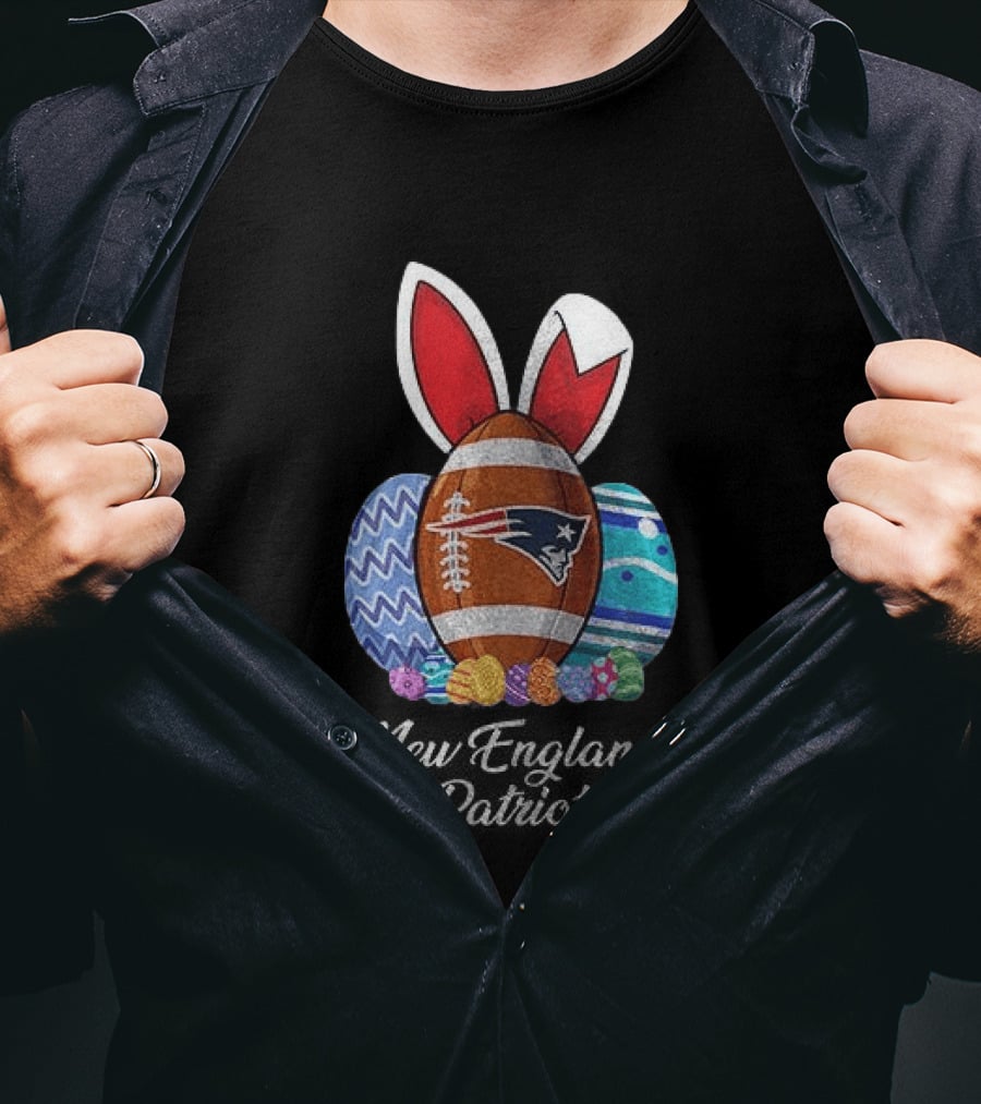 New England Patriots Buc Ees Easter Bunny Football Egg T-Shirt