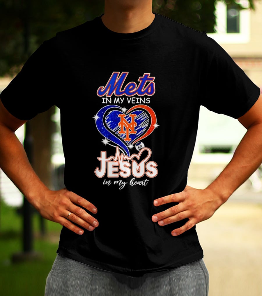 Mets In My Veins Heart Jesus In My Heart T-Shirt