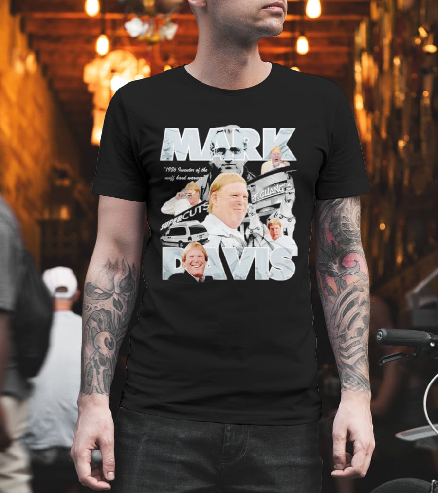 Mark Davis 1986 Inventor Of The Muff Hand Warmer Raiders Monochrome Humor T-Shirt