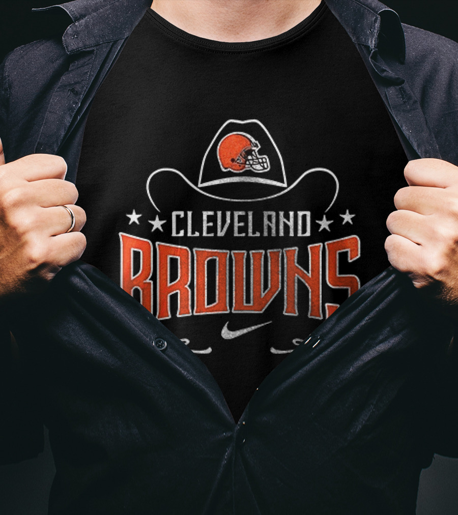 Cleveland Browns Never Underestimate Who Is A Fan Of George Strait T-Shirt