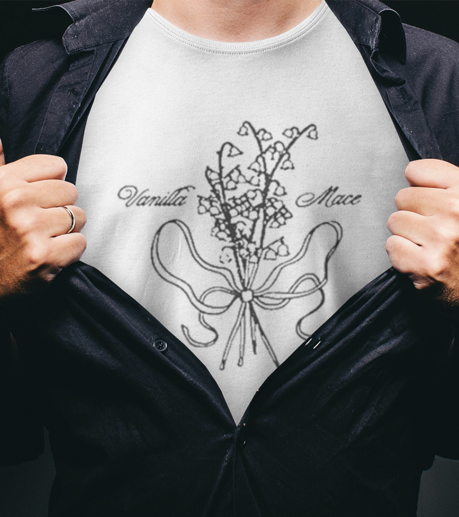 Vanilla Mace Flowers Bouquet T-Shirt