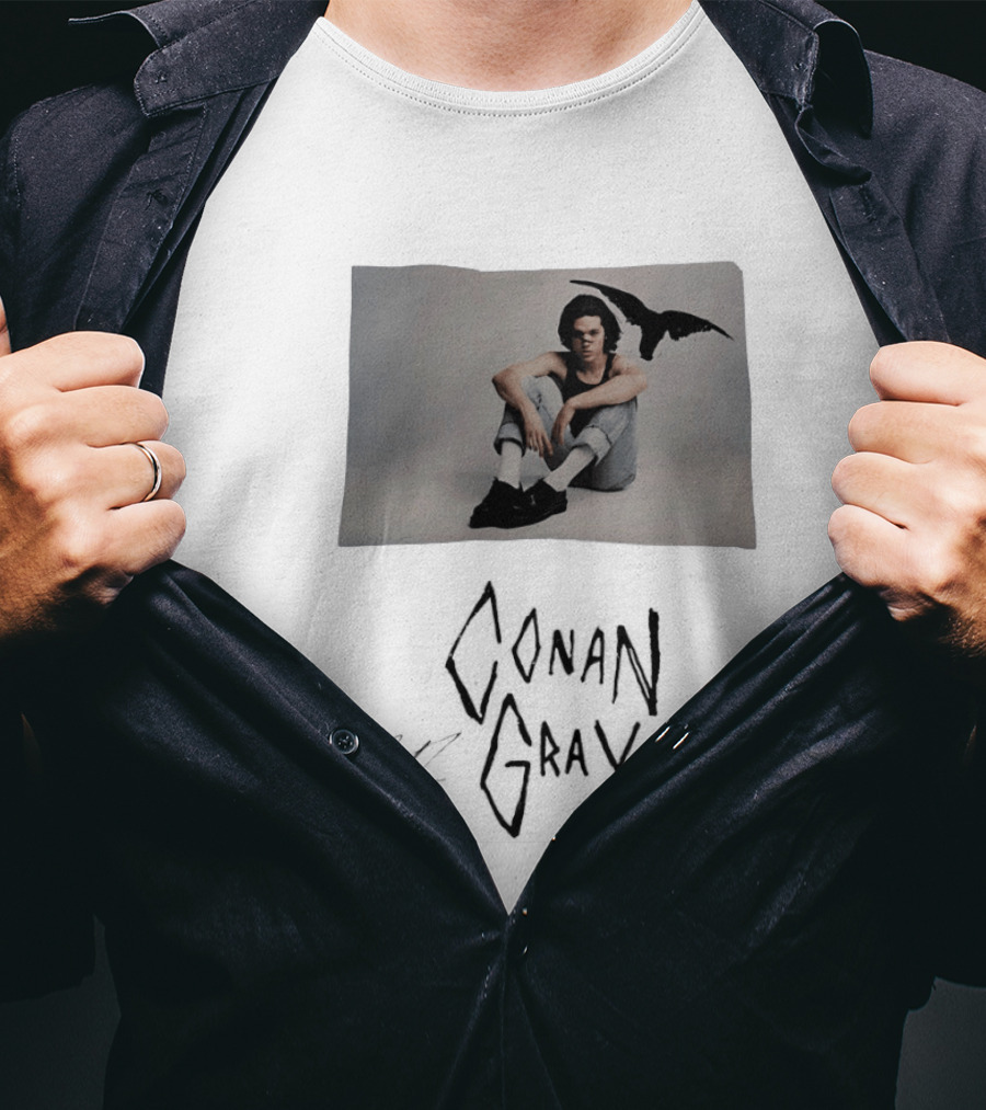 Conan Gray Sitting Pose With Bird T-Shirt