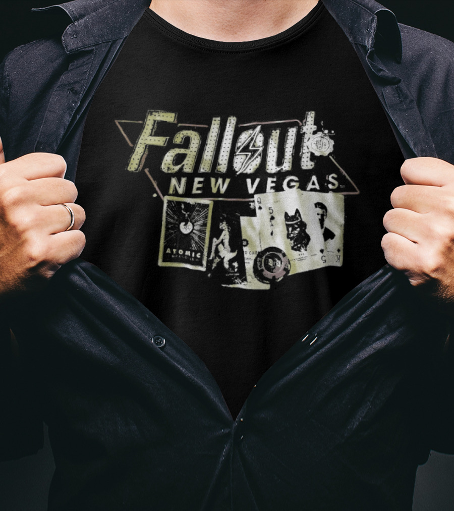 Fallout New Vegas Retro Vault Boy Playing Cards T-Shirt