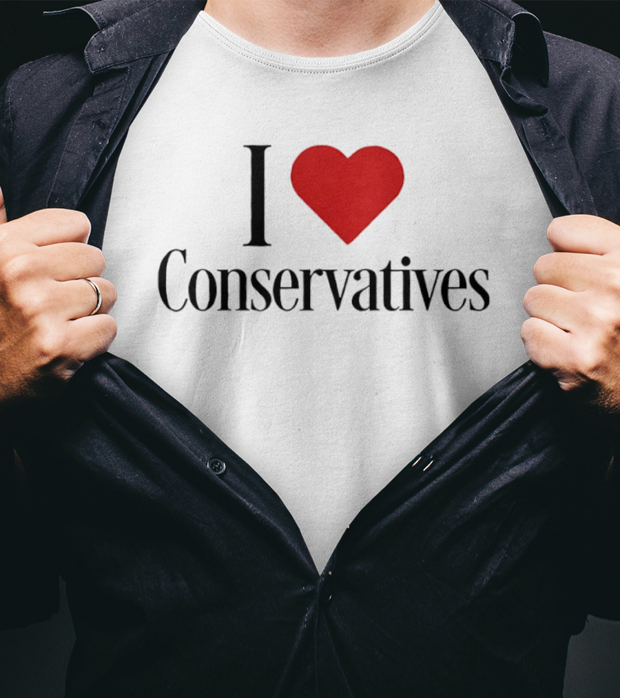 I Heart Conservatives Patriotic Pride T-Shirt