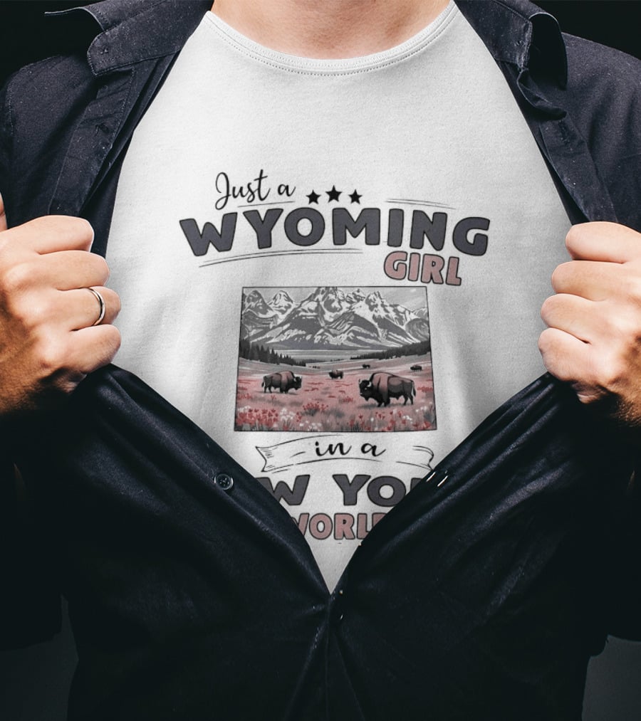 Just A Wyoming Girl In A New York World Buffalo And Mountain Scene T-Shirt
