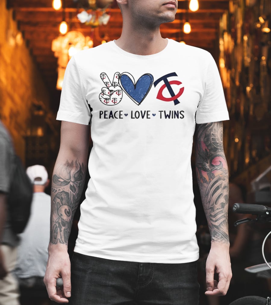 PEACE LOVE TWINS Hand Sign Heart Shape TC Logo Minnesota Twins T-Shirt