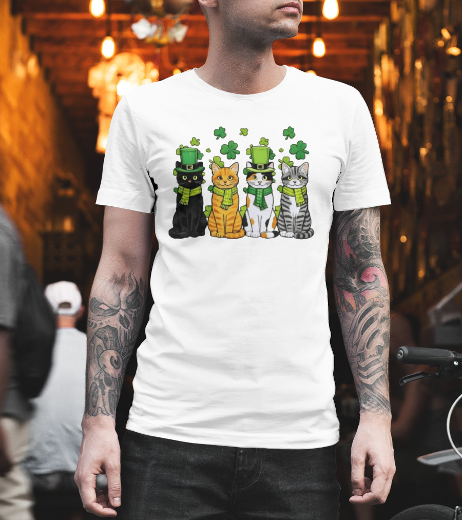 St Catrick's Day Black Cat Orange Tabby Cat Calico Cat And Gray Tabby Cat With Shamrocks And Green St Patrick's Hats T-Shirt