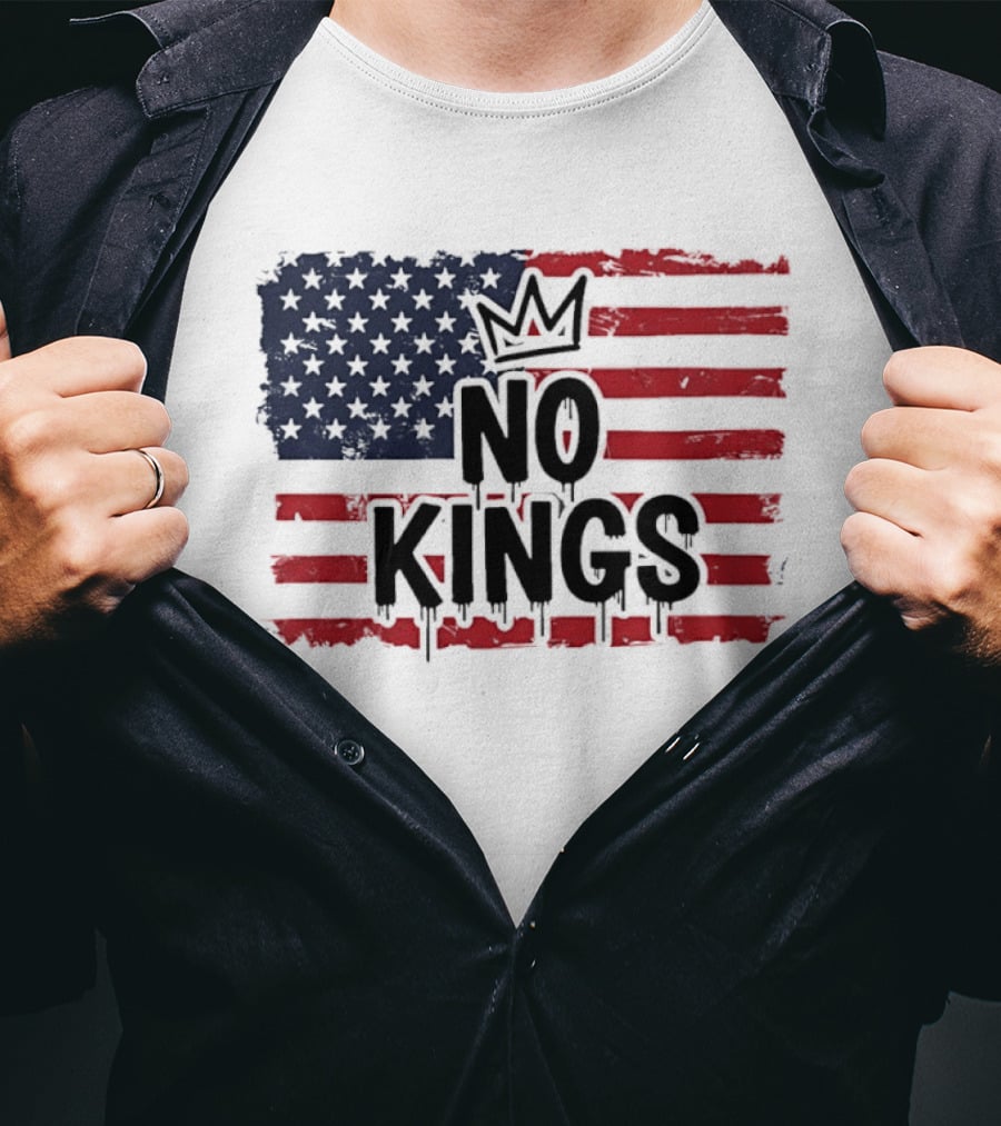 No Kings In America US Flag With Crown Melting Effect T-Shirt