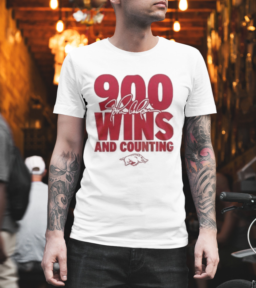 Arkansas Razorbacks Basketball 900 Wins And Counting Coach John Calipari 2026 T-Shirt