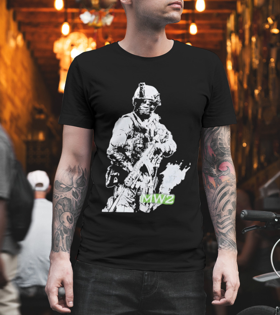 MW2 Modern Warfare Soldier Tactical Artwork Pixel T-Shirt