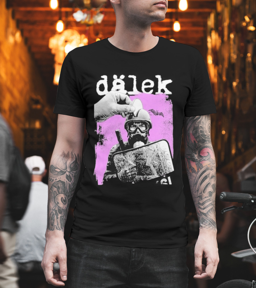 Dalek Brilliance Moon Tour Riot Gear Gas Mask T-Shirt