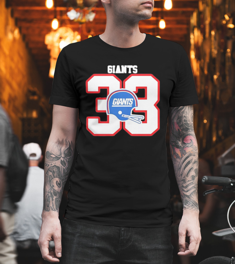 New York Giants 33 Helmet 80s Retro Football T-Shirt