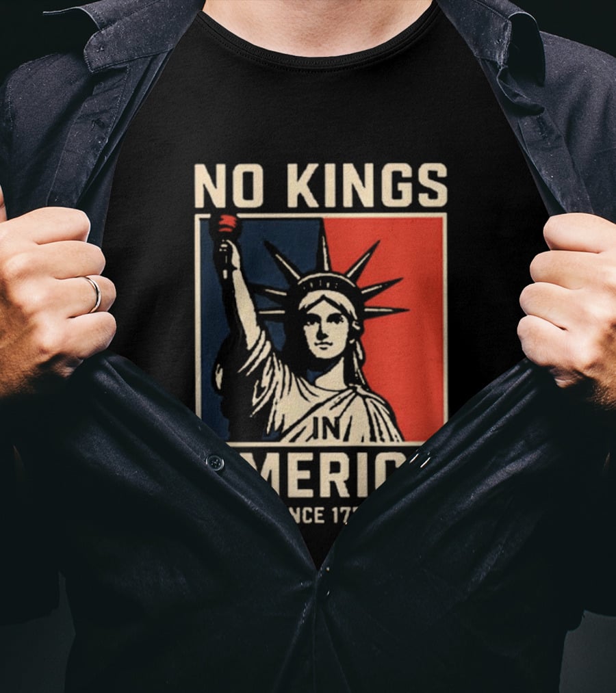 No Kings America Statue Since 1776 Comfort Colors® T-Shirt