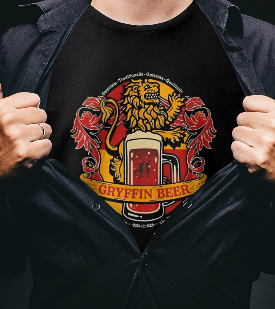 Gryffin Beer Cerevisia Traditionalis Optimae Qualitatis Est 990 D C Lion Crest T-Shirt