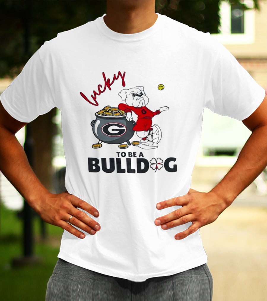 Lucky To Be A Georgia Bulldogs Football Fan With Pot Of Gold And Clover T-Shirt