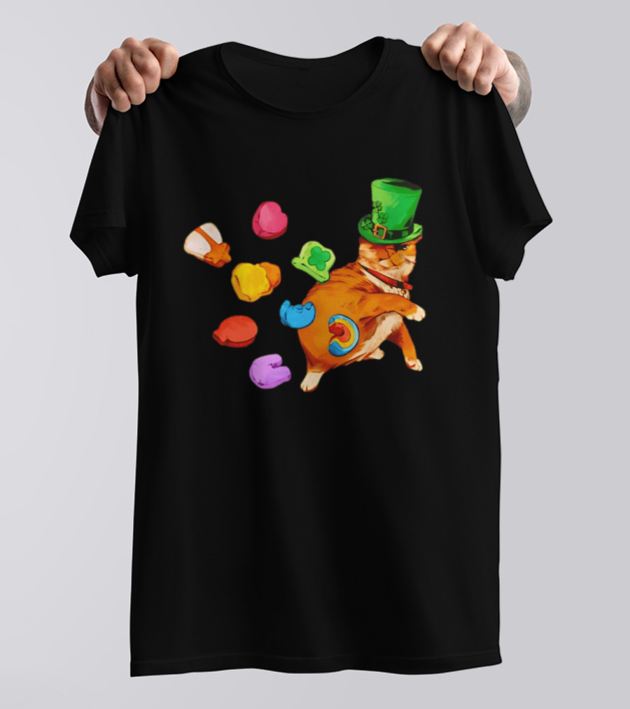 Lucky Cat With Green Clover Hat And Multicolored Elements St Patrick's Day T-Shirt