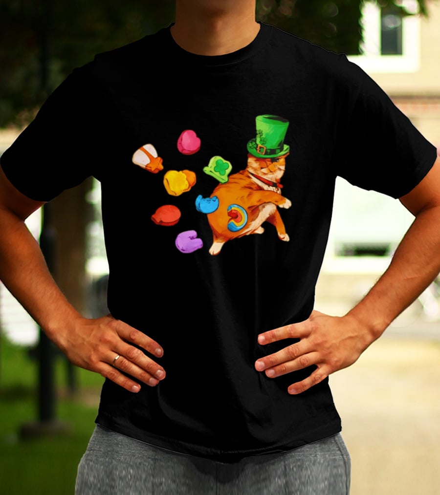 Lucky Cat With Green Clover Hat And Multicolored Elements St Patrick's Day T-Shirt