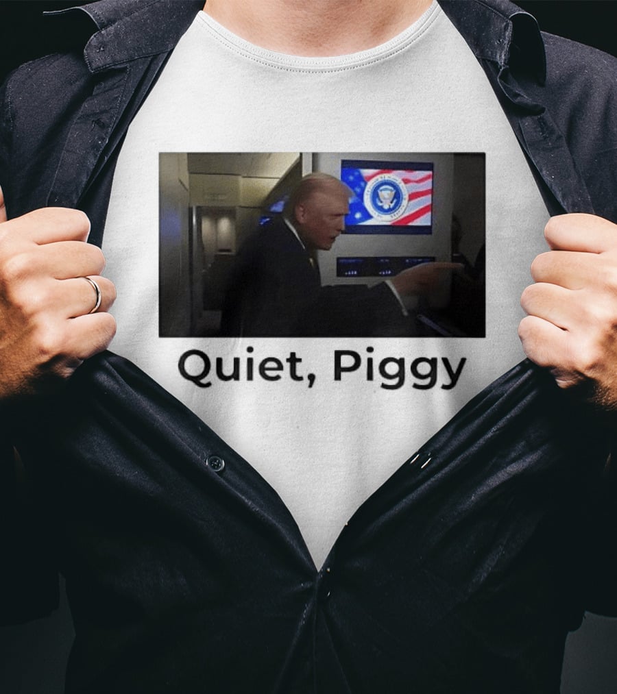 Quiet Piggy Presidential Seal Airplane Scene T-Shirt