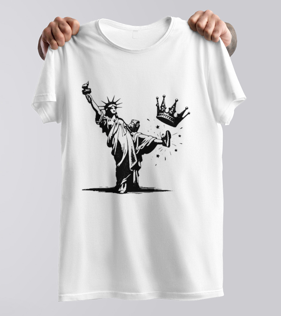 Statue Of Liberty Kicking Crown No King T-Shirt