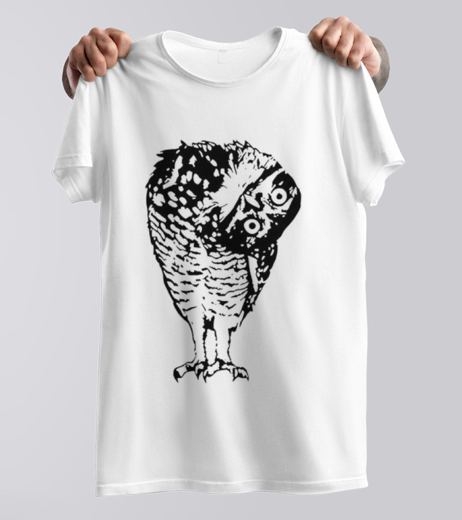 Linocut Owl Head Tilt Curious Bird Wildlife Sketch T-Shirt