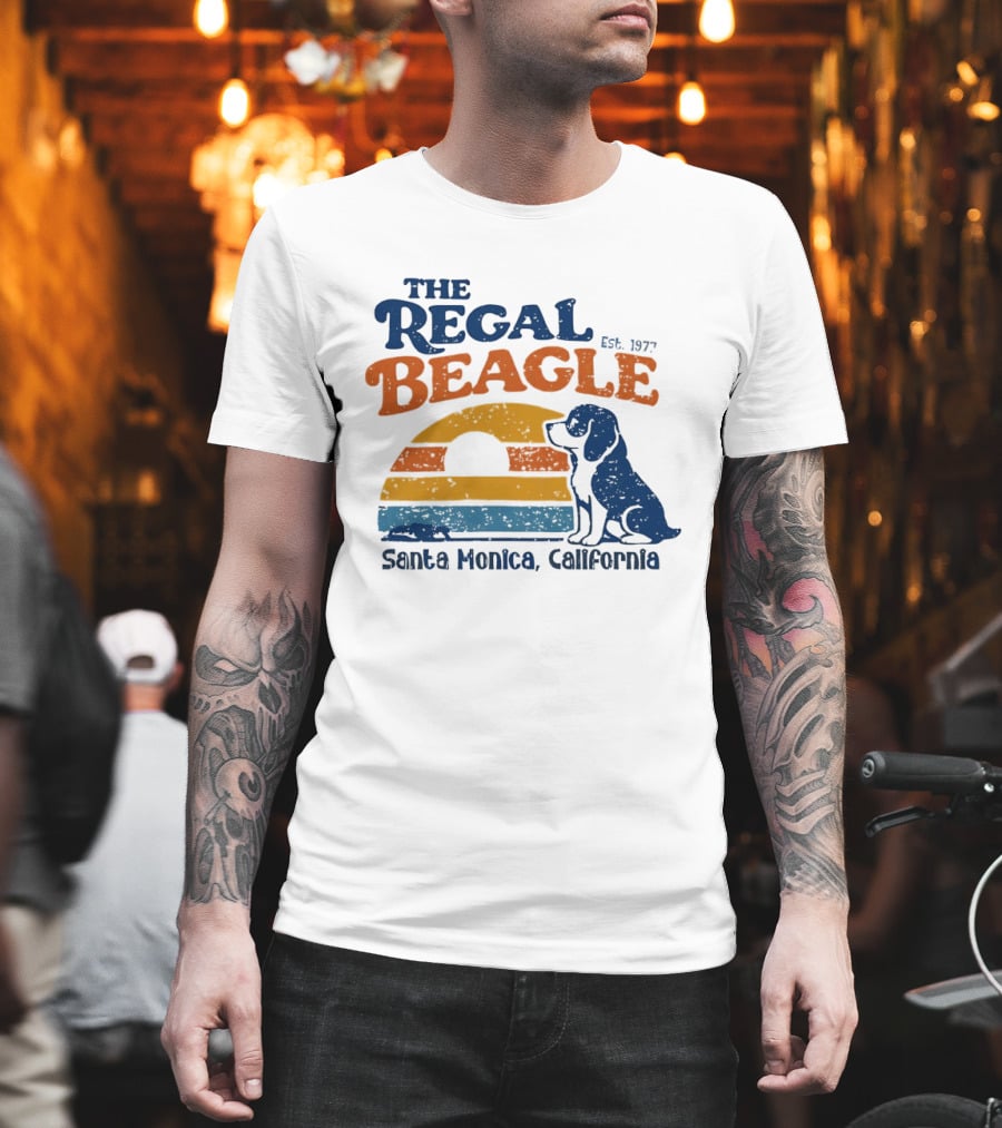 The Regal Beagle Santa Monica California Est 1977 Vintage Sunset Dog T-Shirt