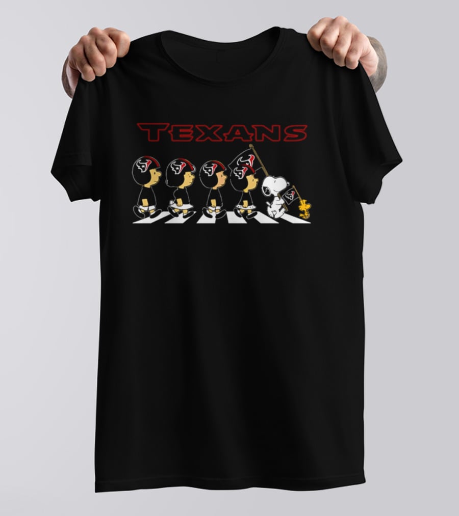 Peanuts Houston Texans Football Flag Parade T-Shirt