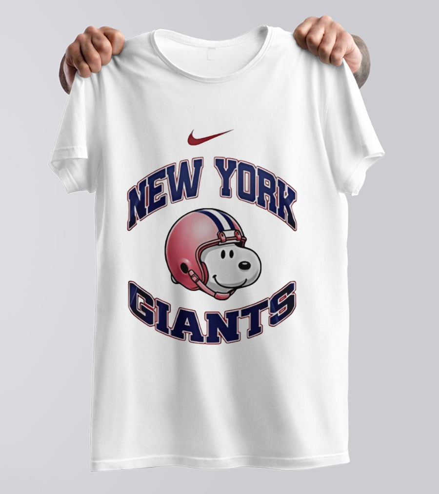 Nike New York Giants Snoopy Football Helmet T-Shirt