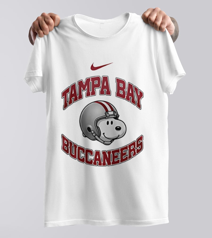 Tampa Bay Buccaneers Snoopy Helmet Nike 2026 T-Shirt