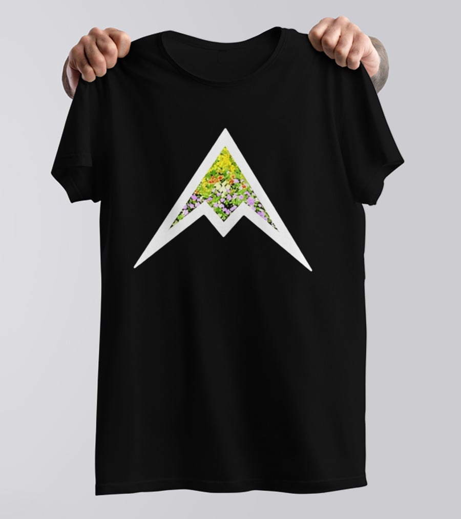 AM Garden Floral Pattern M Shape T-Shirt