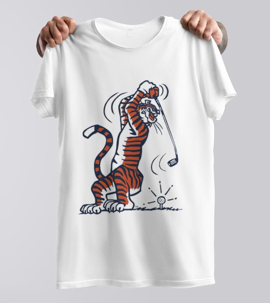 Auburn Tiger Swinging Golf Club Men's T-Shirt