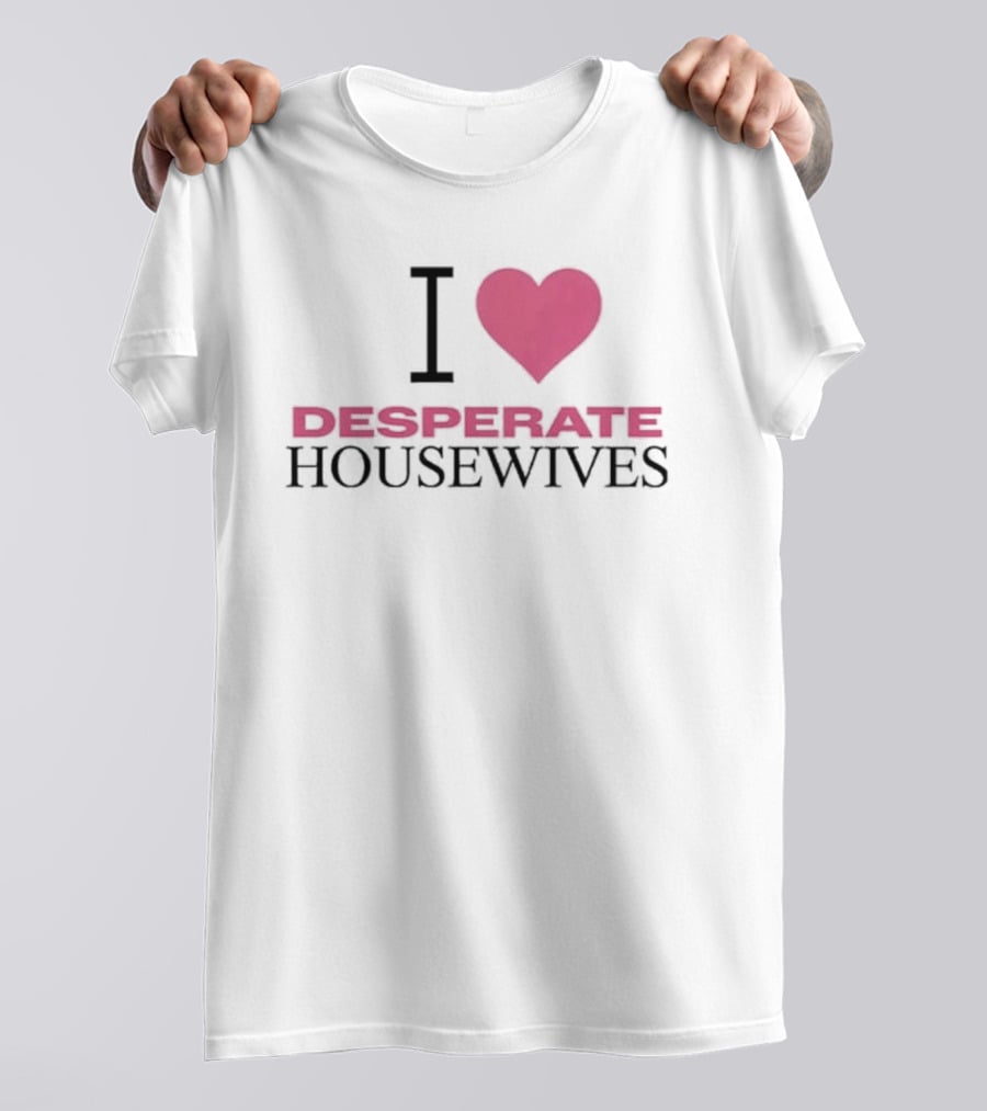 Nicollette Sheridan I Love Desperate Housewives Pink Heart T-Shirt