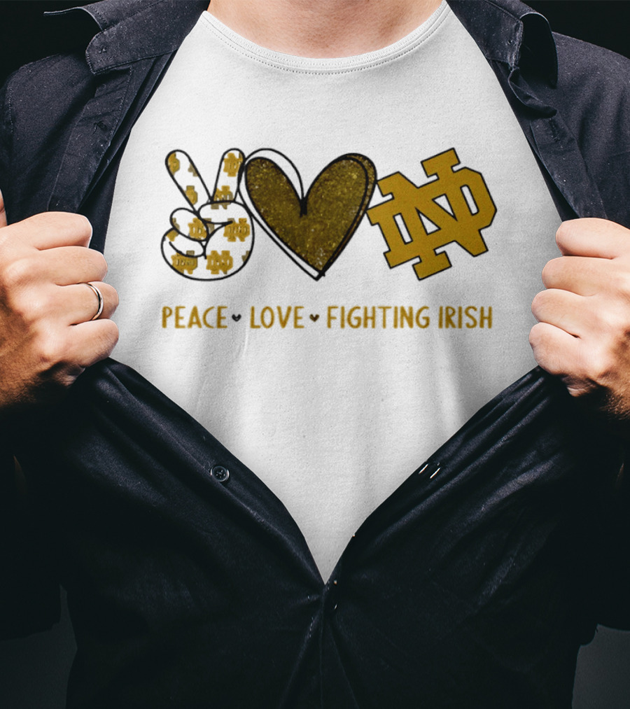 Peace Love Notre Dame Fighting Irish Hand Sign Heart Shape ND T-Shirt