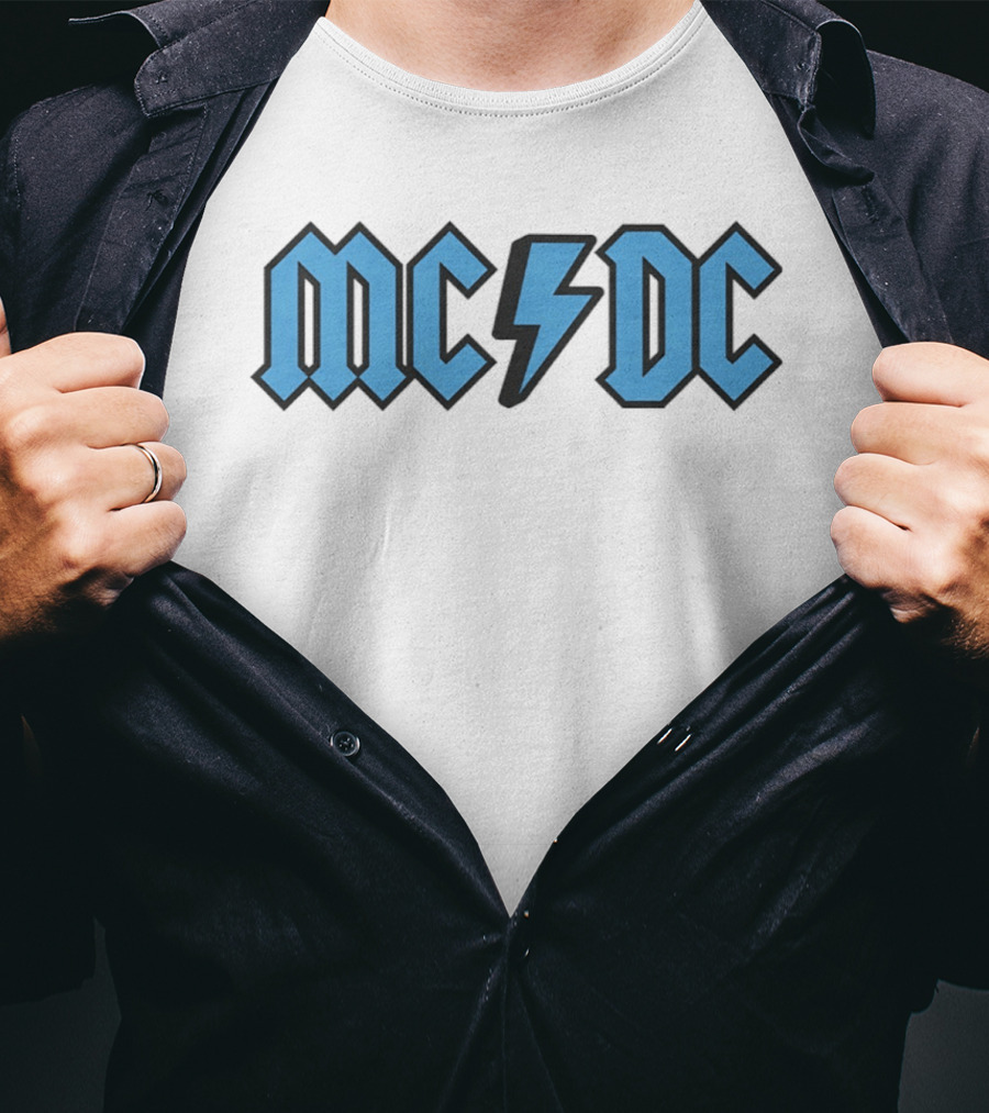 MC DC 28 Cleveland Browns Bolt T-Shirt