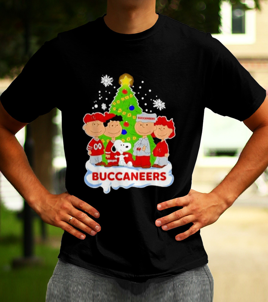 Snoopy Buccaneers Christmas Tree Tampa Bay Peanuts Holiday T-Shirt