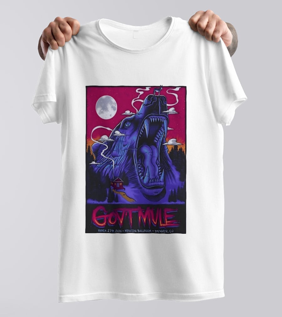 Govt Mule Mission Ballroom Denver March 27 2026 Mystical Bear And Moon Scene T-Shirt