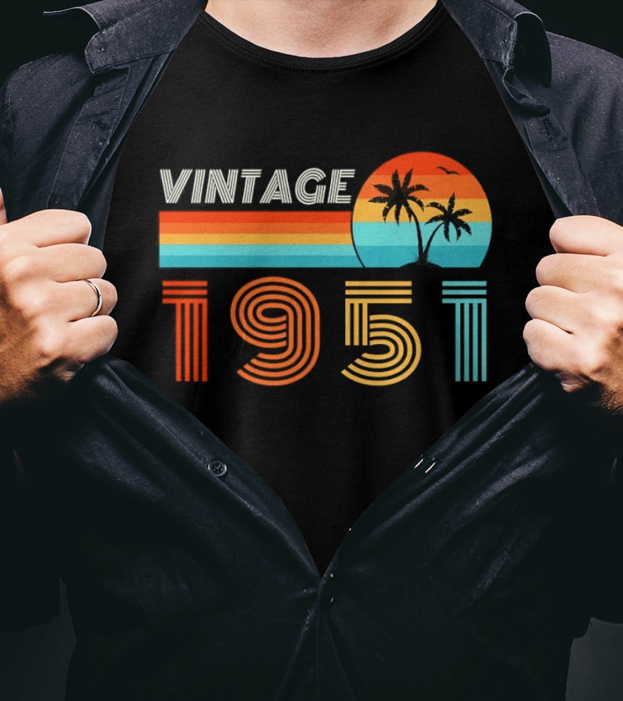 Vintage 1951 Palm Sunset Retro Seventies T-Shirt