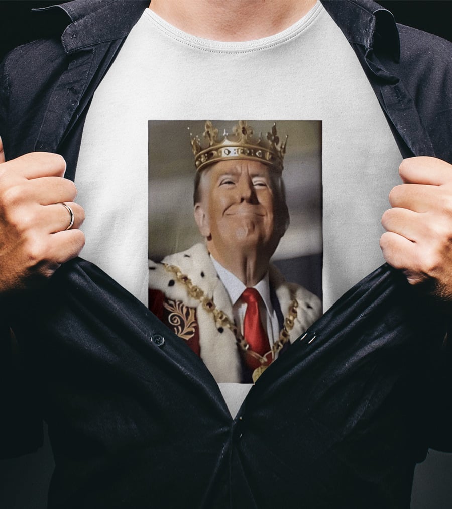 Donald Trump Crowned As King Regal Attire Red Tie Gold Crown T-Shirt