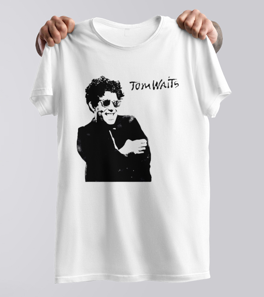 Maya Hawke's Tom Waits T-Shirt