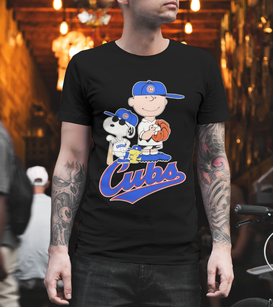 Peanuts Snoopy Woodstock Charlie Brown Chicago Cubs Baseball MLB 2026 T-Shirt