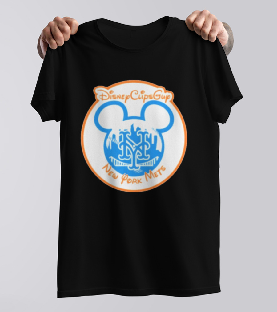 Disney Cups Guy New York Mets Mickey Ears T-Shirt