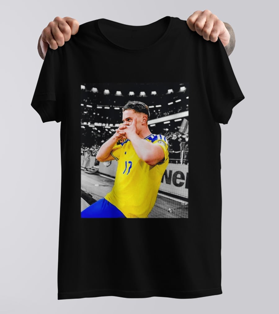Viktor Gyokeres Sweden Yellow Soccer Jersey Celebration T-Shirt