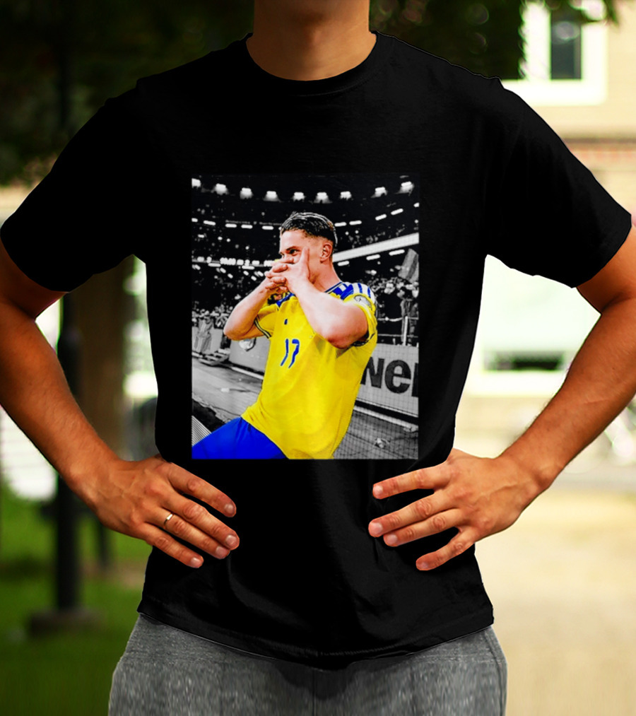 Viktor Gyokeres Sweden Yellow Soccer Jersey Celebration T-Shirt